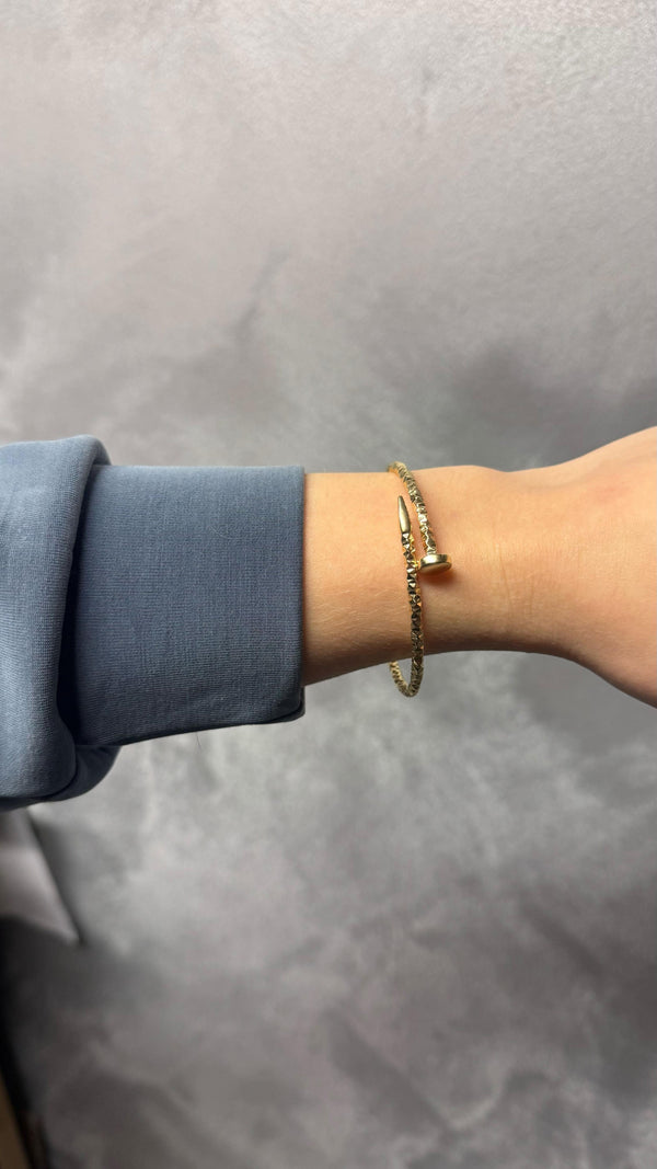 Zlatý Náramek, 7.4 g