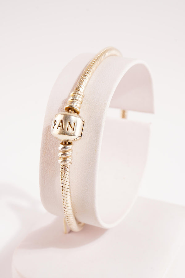 Stříbrný Náramek, 13.8 g