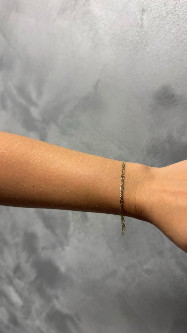 Zlatý Náramek, 2.03 g