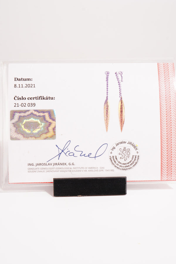 Pár náušnic s přírodními diamanty 10,80 g