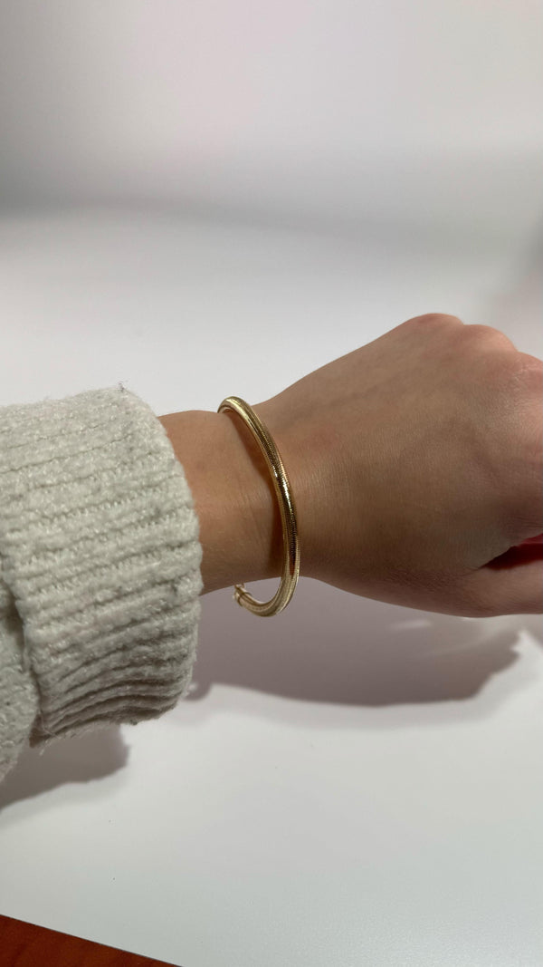 Zlatý Náramek, 2.86 g