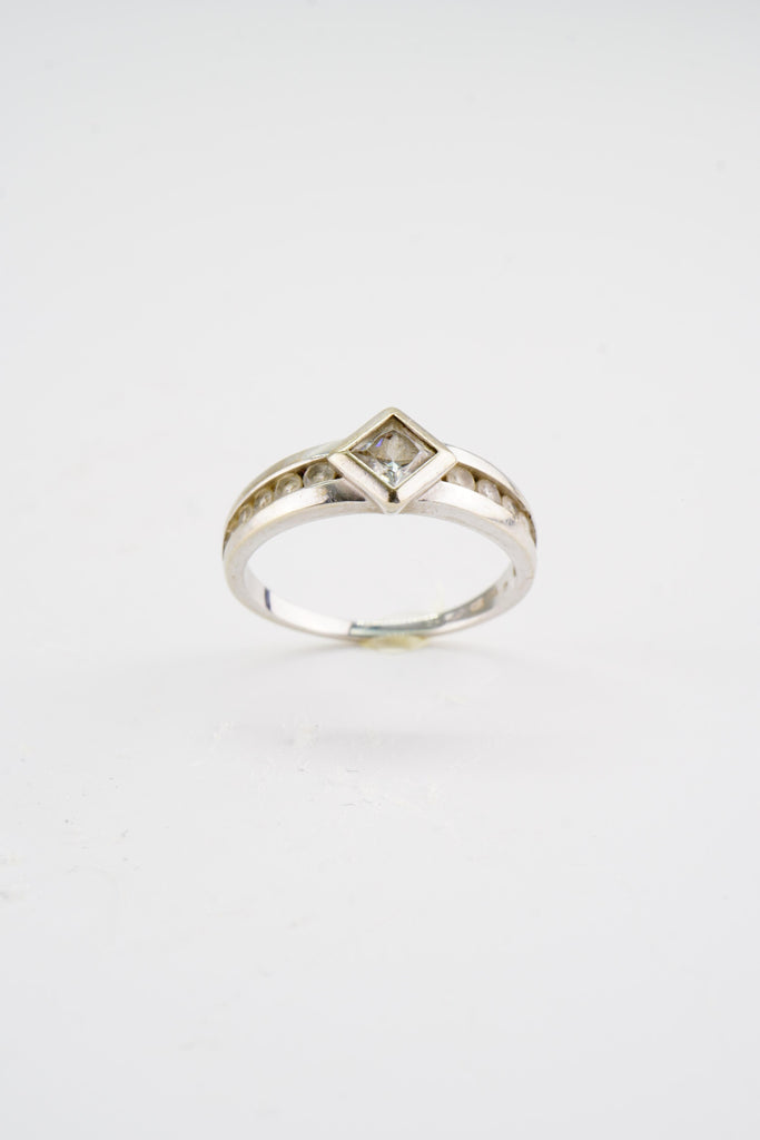 Zlatý Prsten, 2.66 g